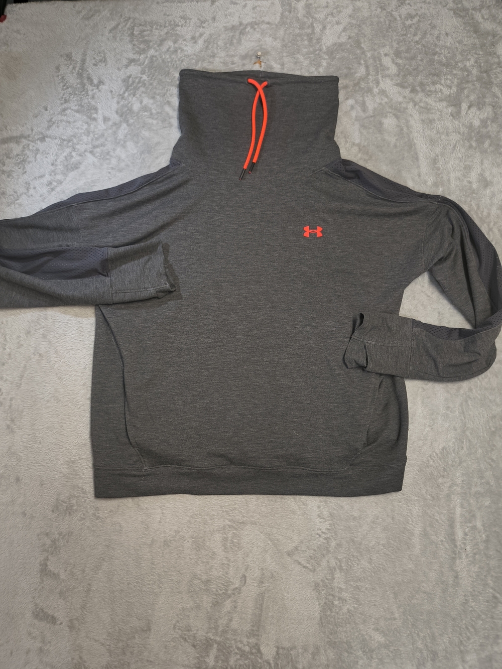 Under Armour Women's XL Charcoal Grey Funnel Cowl Neck Pullover Hoodie Sweatshir